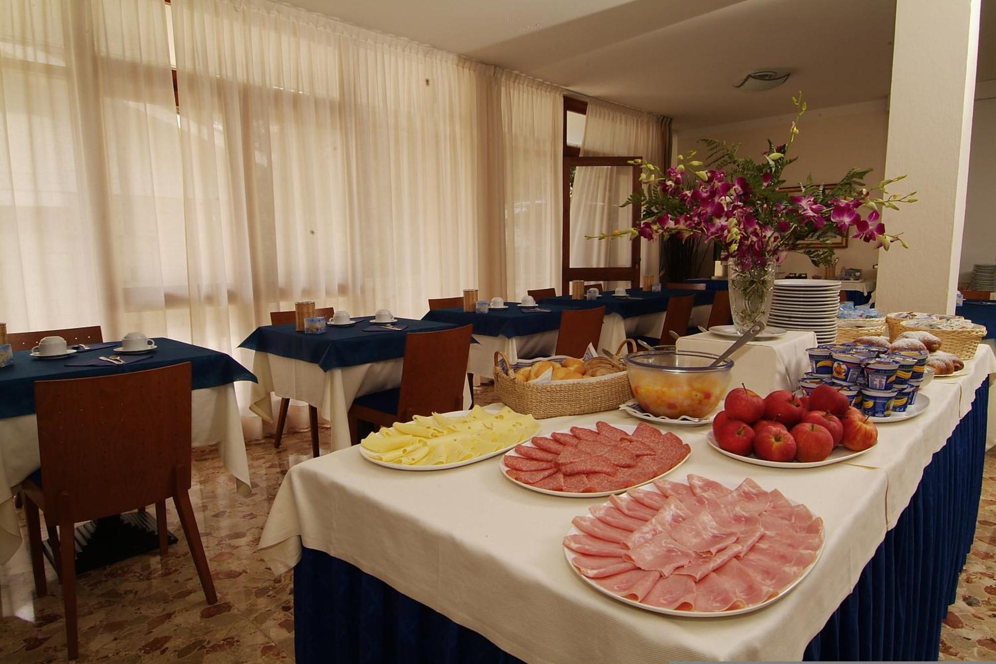 Hotel Horizonte Bibione Dış mekan fotoğraf